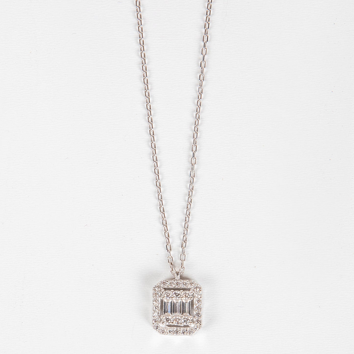 Halskette quadratisches Ornament Silber 925