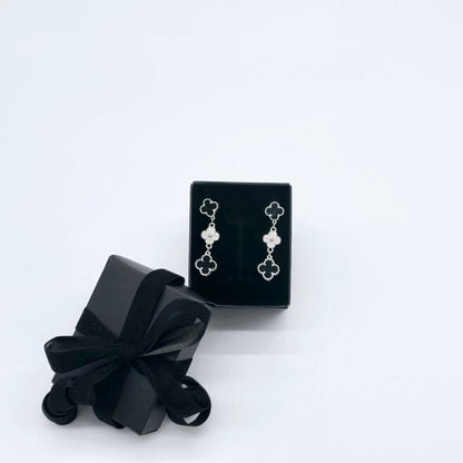 Ohrstecker hängend triple Kleeblatt schwarz Silber 925