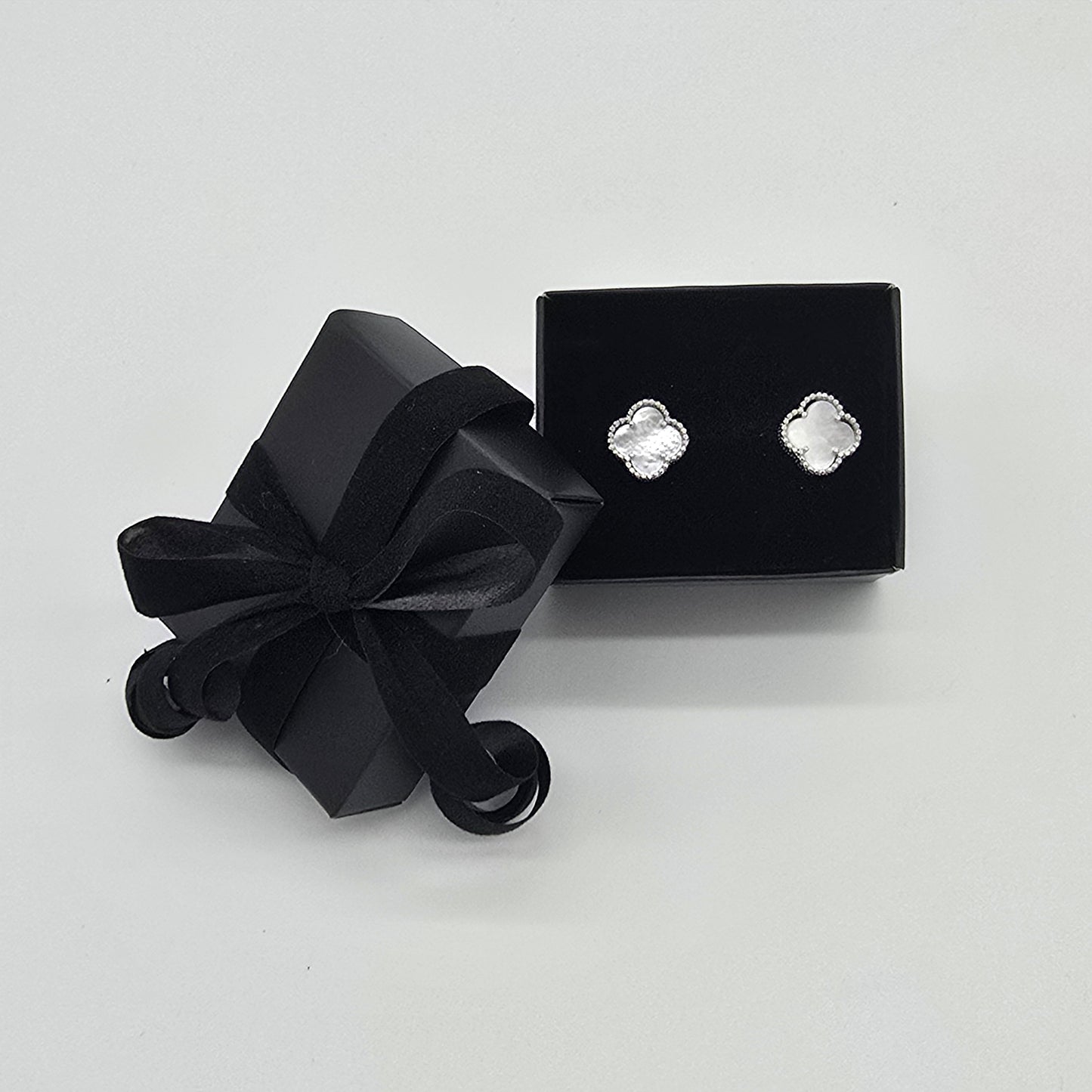 Ohrstecker Klee Weiß Silber 925